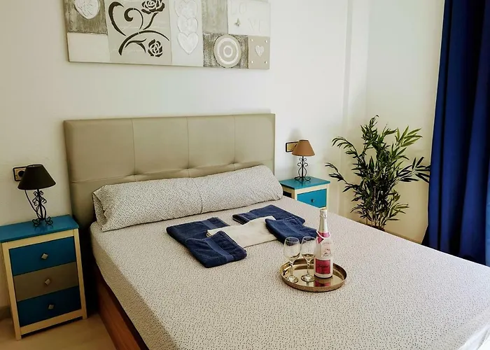 Blue Sea Apartment *